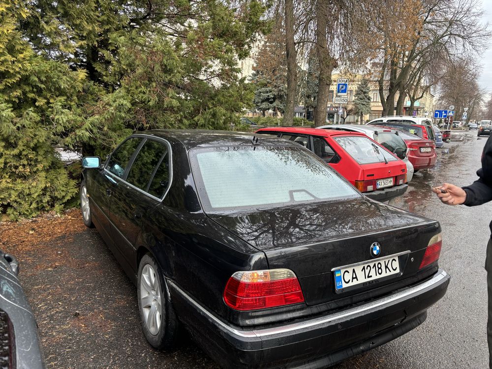BMW e38 бумер рестайлінг