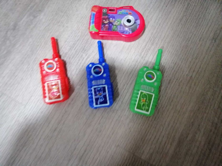 PJMasks - 3 Telefones e 1 máquina fotográfica