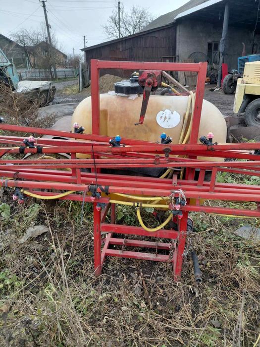 Продається обрискувач