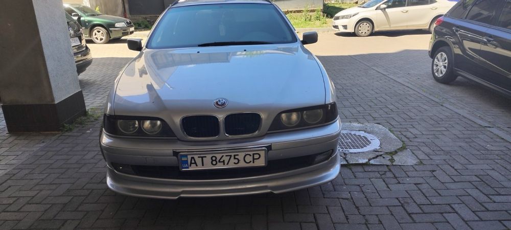 БМВ 520 в ідеальному стані