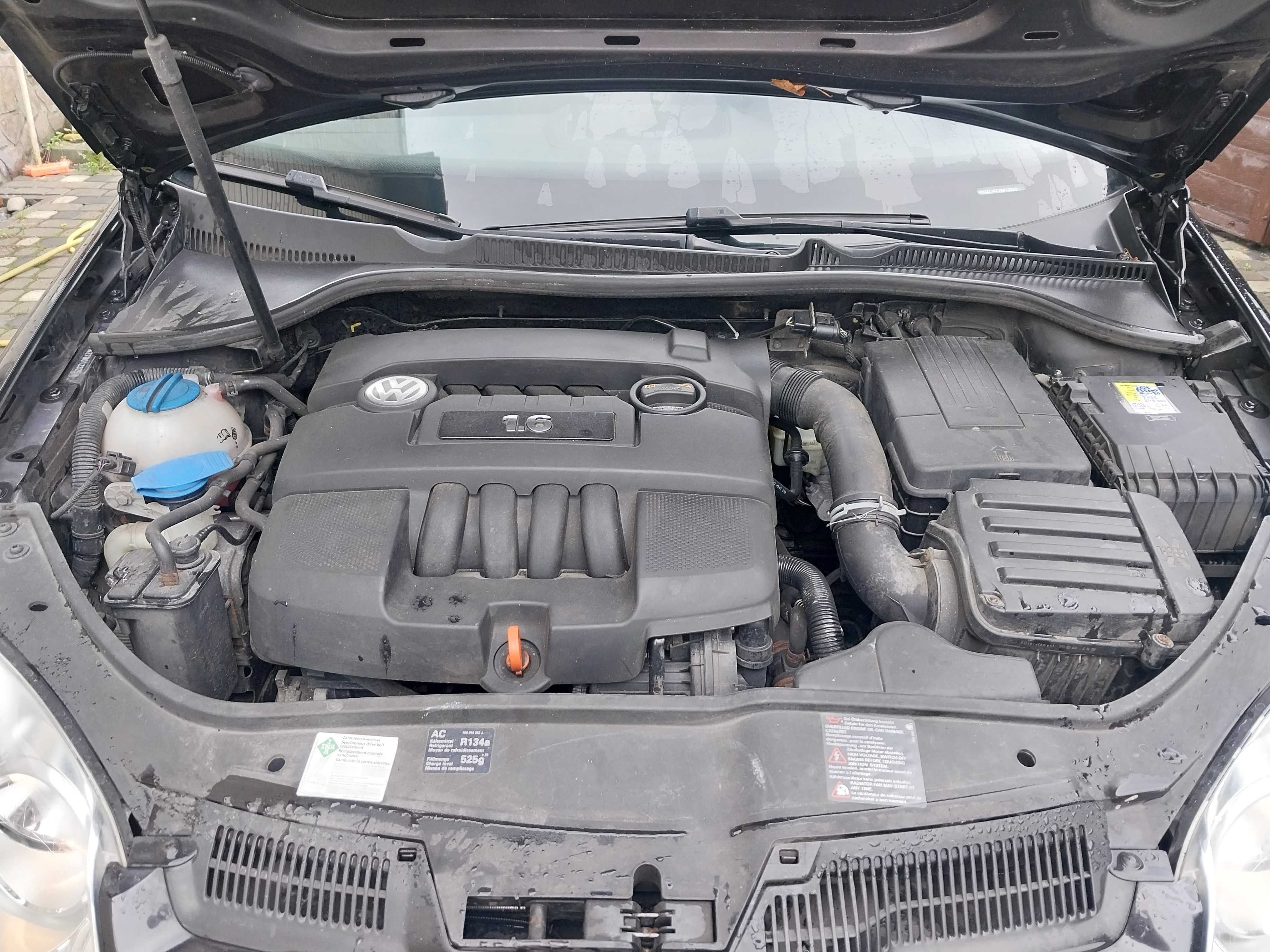 Volkswagen Golf 5 1.6 mpi