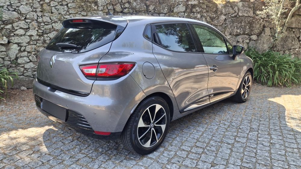 Renault Clio 1.2 16v Limited Edition 96000 kms