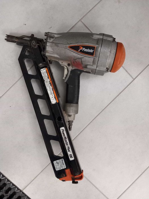 Gwozdziarka pneumatyczna Paslode