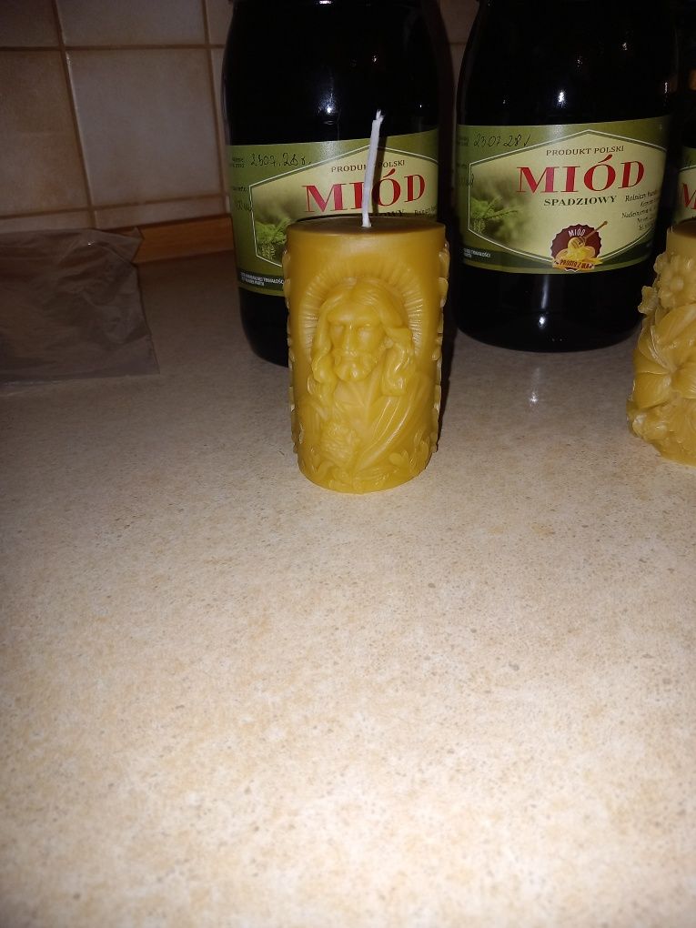 Świeczka z wosku pszczelego