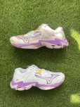 Волейбольні кросівки mizuno