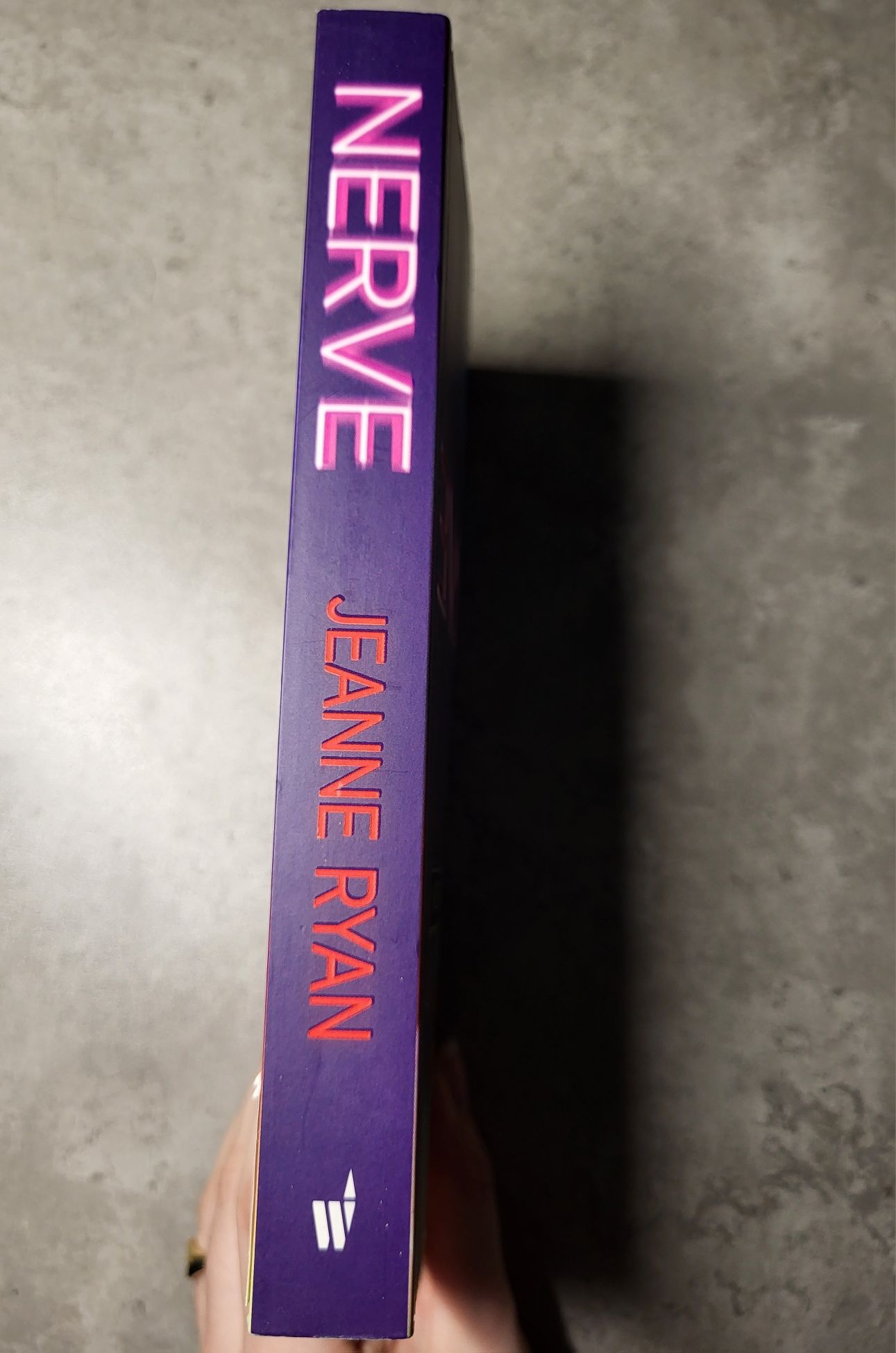 "Nerve" książka w stanie idealnym, Jeanne Ryan