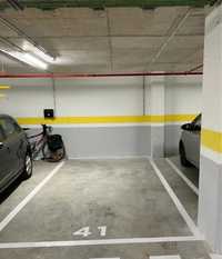 Parqueamento garagem 14,80 metros quadrados