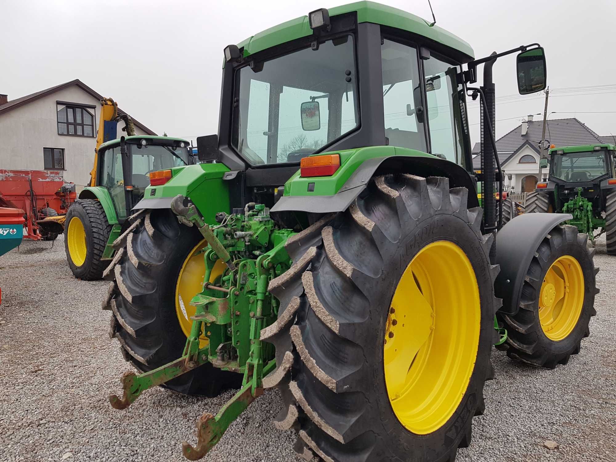 John Deere 6410, 2001 rok,  miękka przednia oś , nowe opony