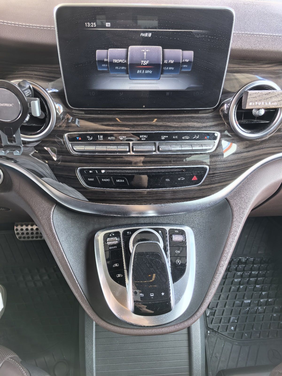 Mercedes Benz Bluetec V250