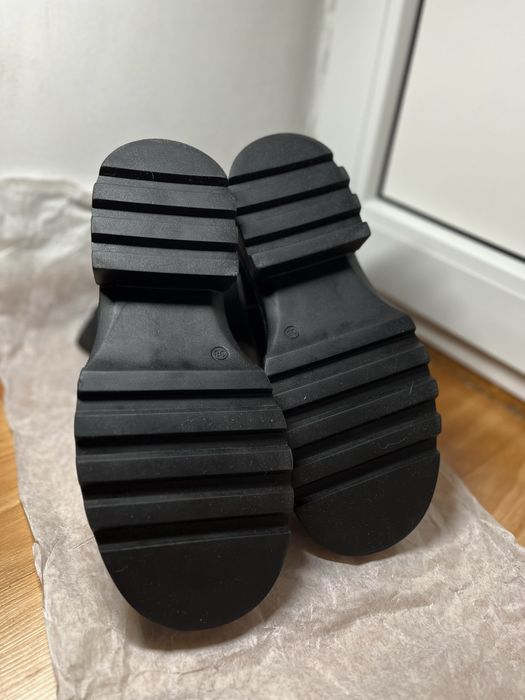 Зимові чоботи челсі