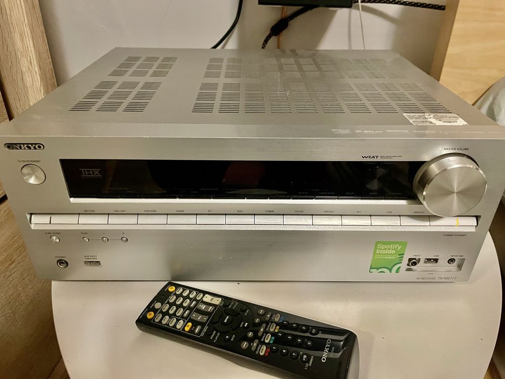 Onkyo TX-NR717 - 7.2!! Spotify!!