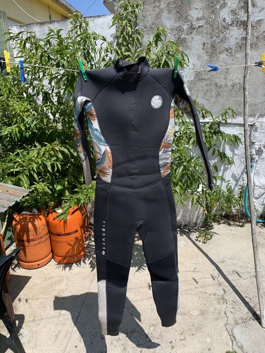 Fato de surf neoprene mulher como novo