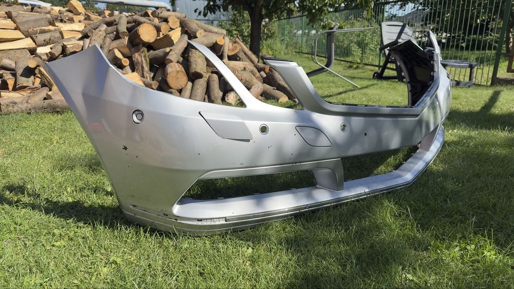 Zderzak Mercedes W207  Srebrny