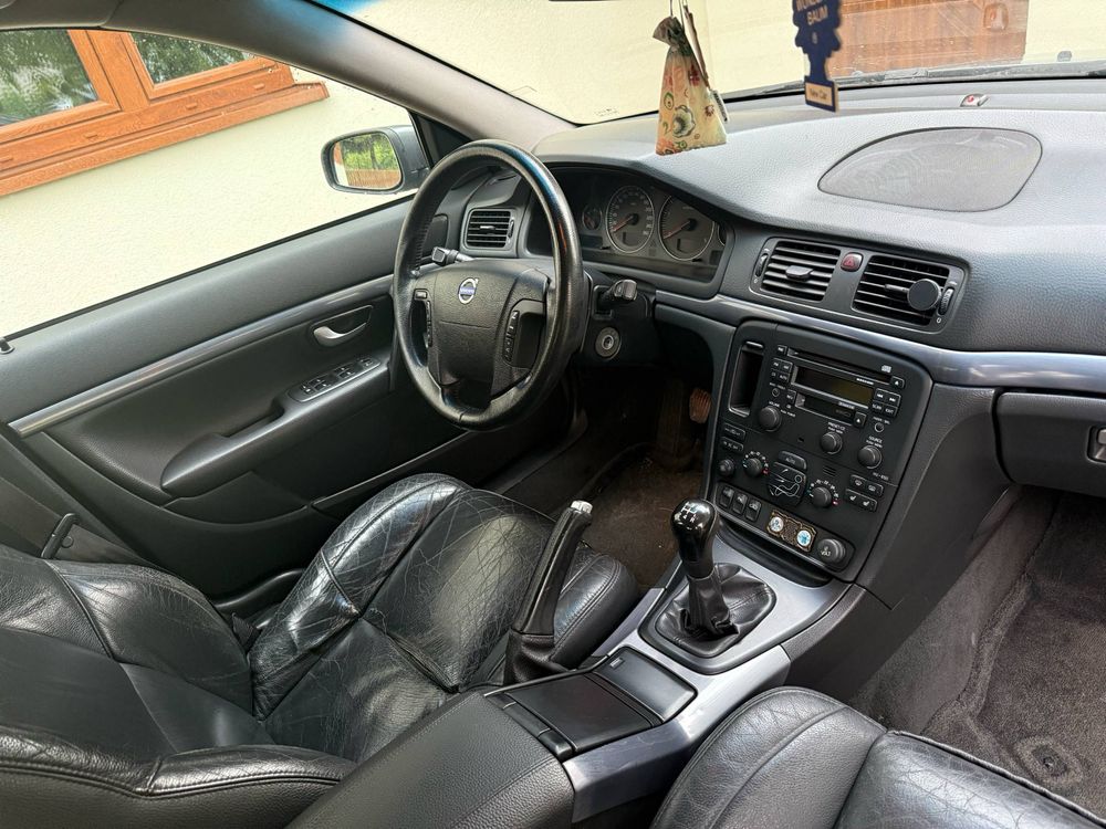 Volvo S80 2.4 D5 manual 163 km 2005 Black Edition
