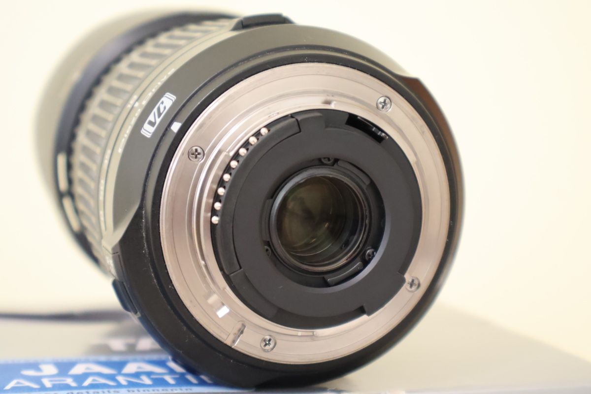Tamron 18-270 mm F/3.5-6.3 (NiKON AF)