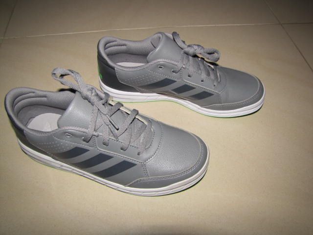 Buty adidas 38 i 2/3 nowe