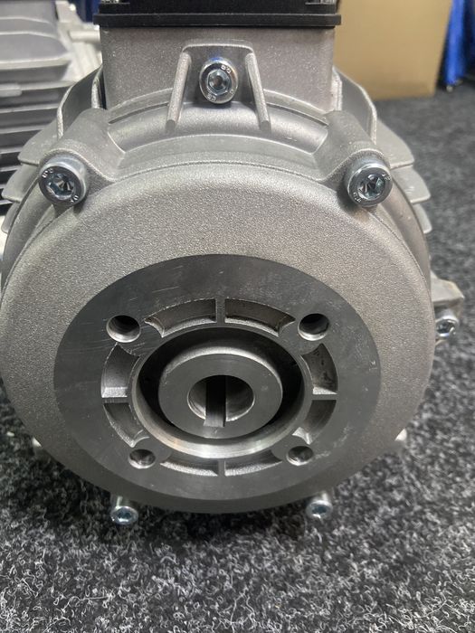 Электродвигатель, мотор для мойки Италия Mazzoni 5,5 кВт