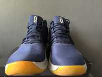 Męskie Buty Nike Air Versitile IV
NIKE AIR VERSITILE I