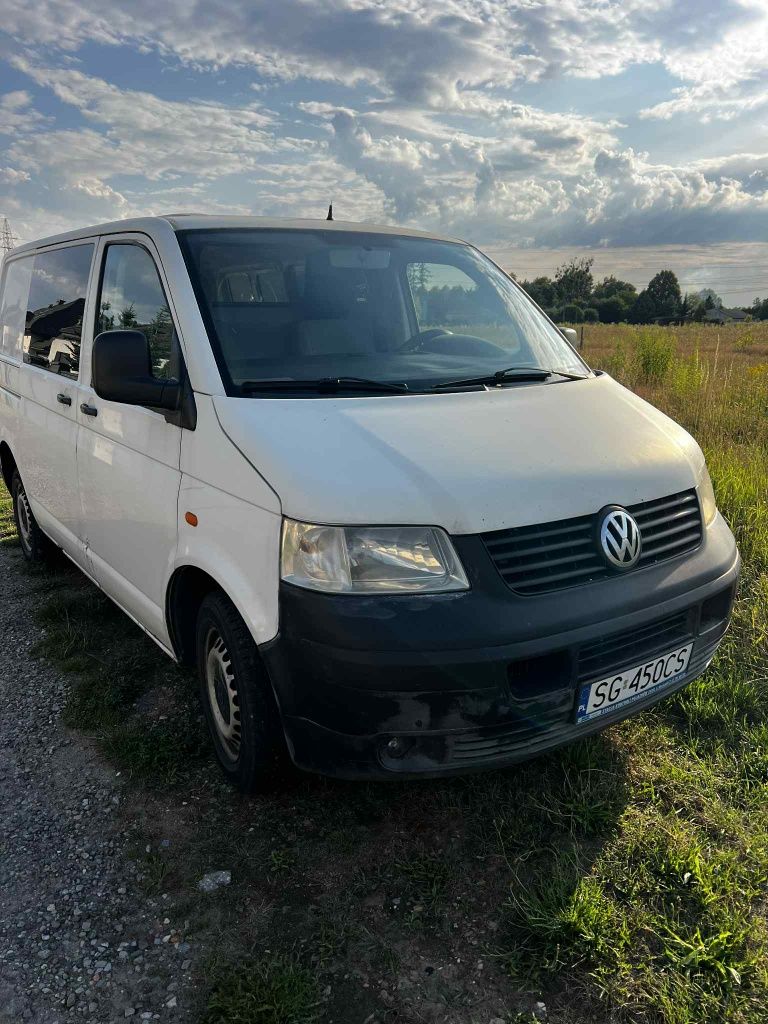Volkswagen T5 2003r 2.5 TDI