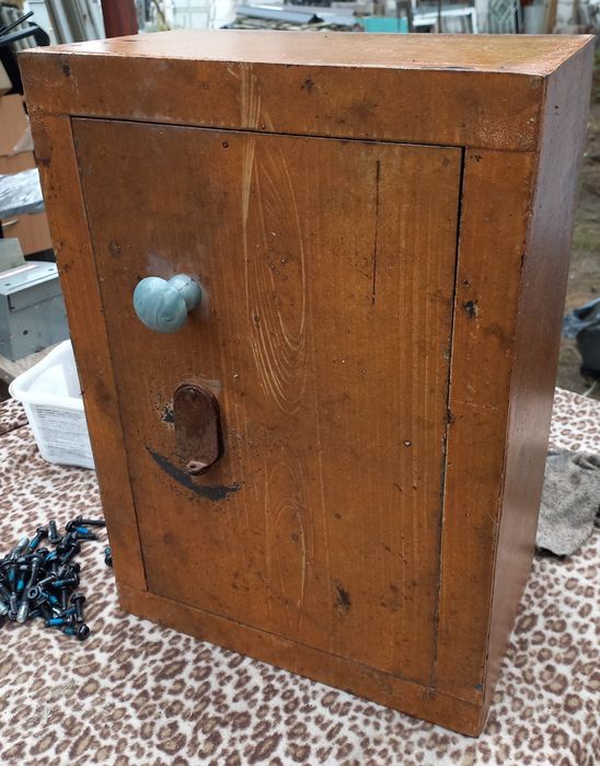 Продамі Сейф за 800, металевий офісний