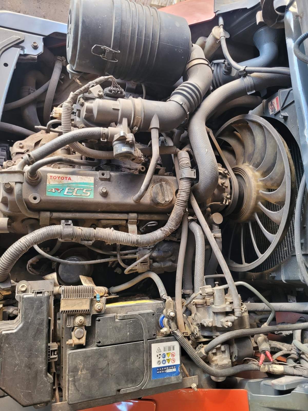 Навантажувач вилковий, газовий 3.5 тонн
Toyota 02-8FGJF35