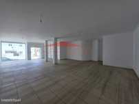 Loja junto estação Guarda ideal apartamento ou comércio