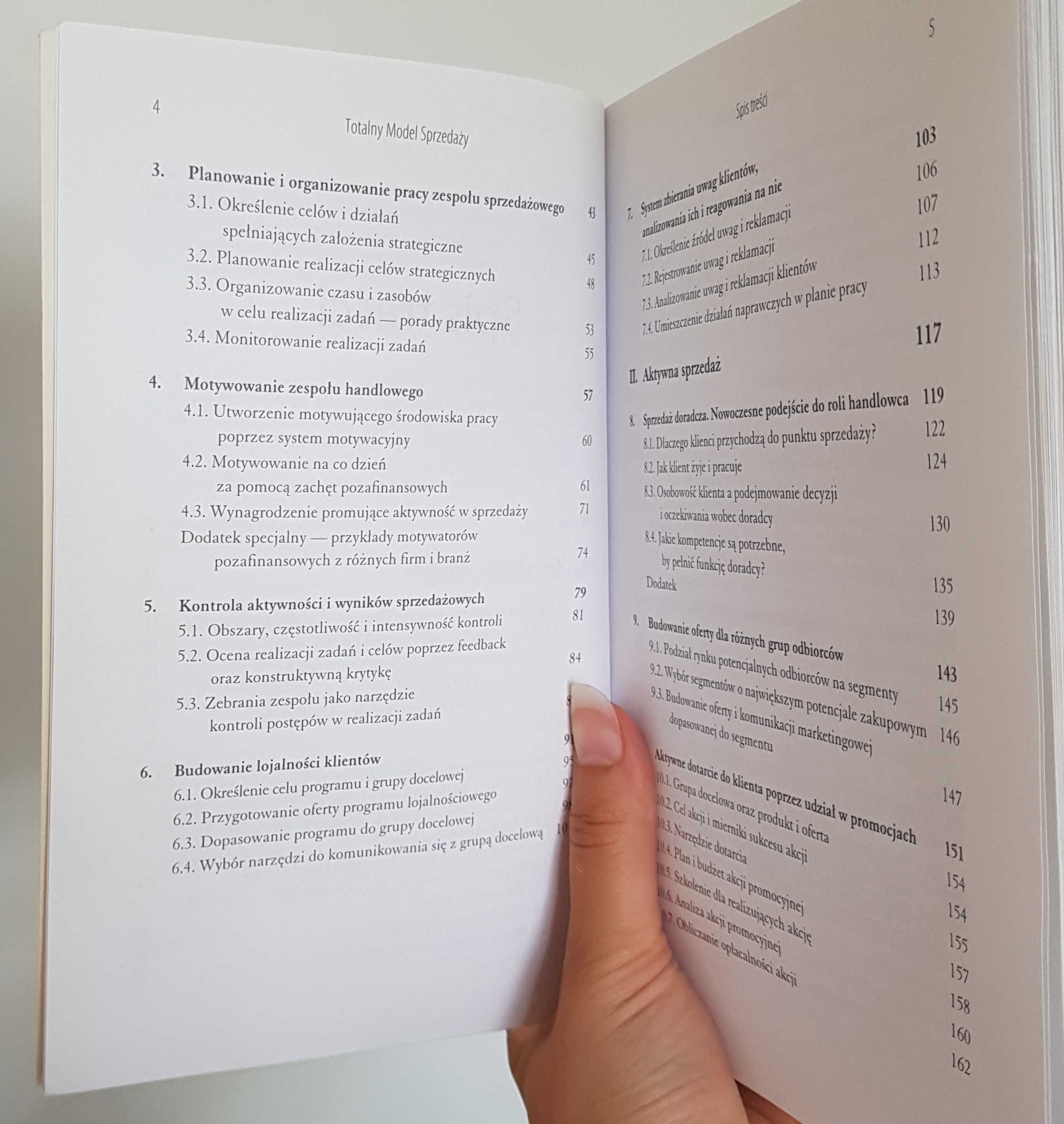 "Totalny model sprzedaży" | Artur Bartosiński