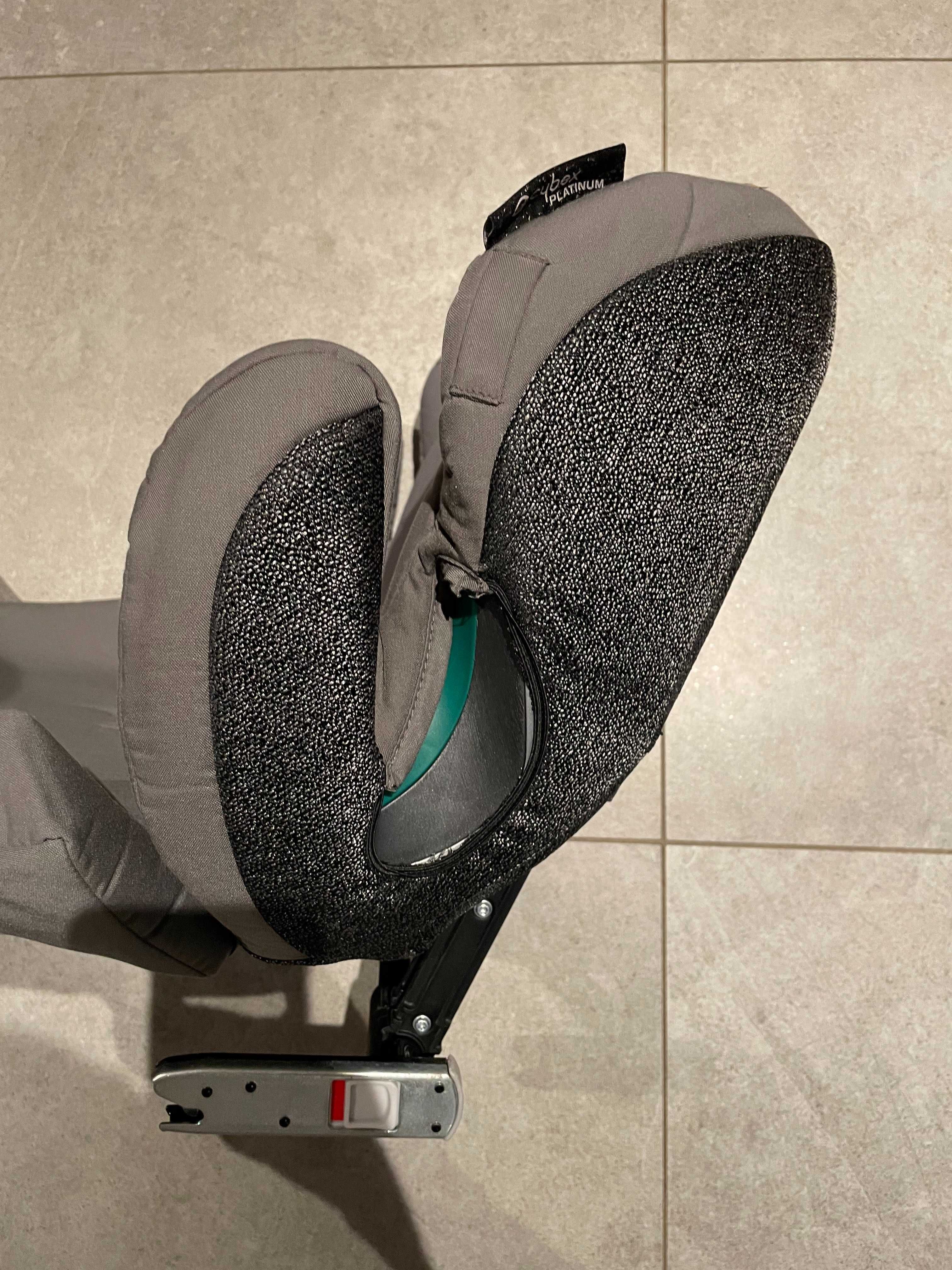 Sprzedam fotelik dziecięcy firmy Cybex Model Z I-FIX. Stan idealny