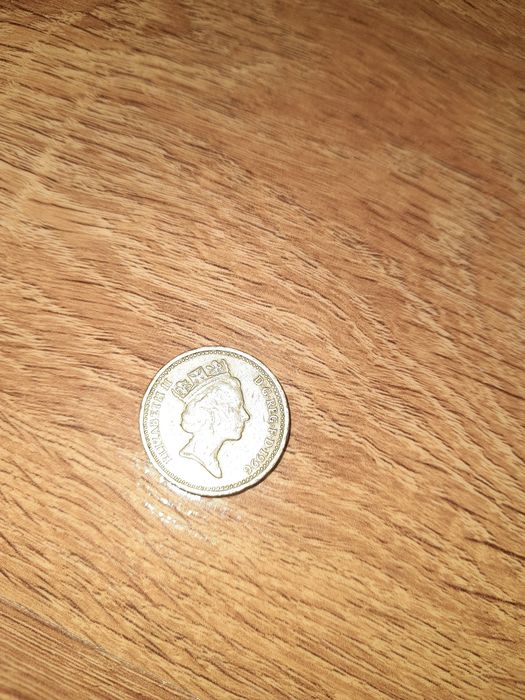 Moneta One pound Elizabeth II