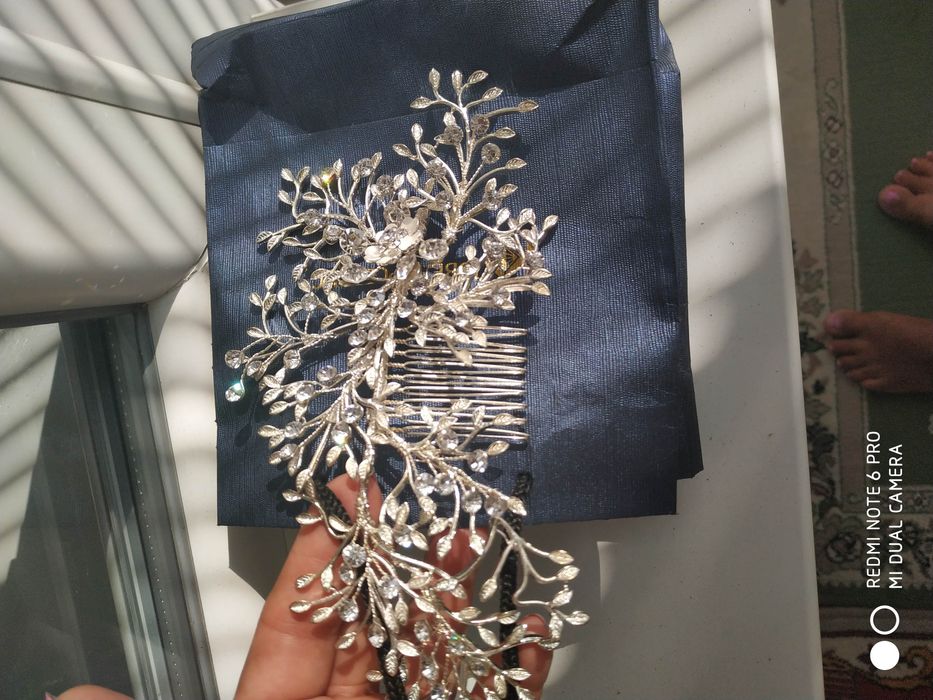 Деодема на гребне