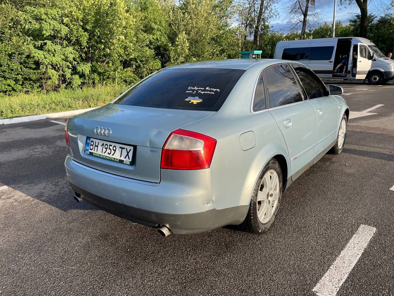 Ауди А4 v6 2.4 S line