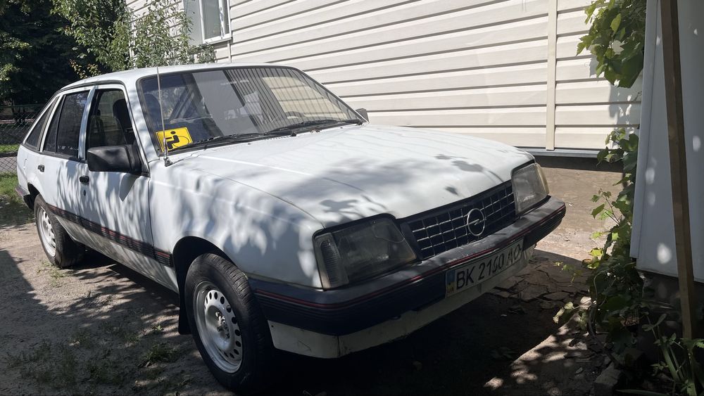 Opel Ascona 1988