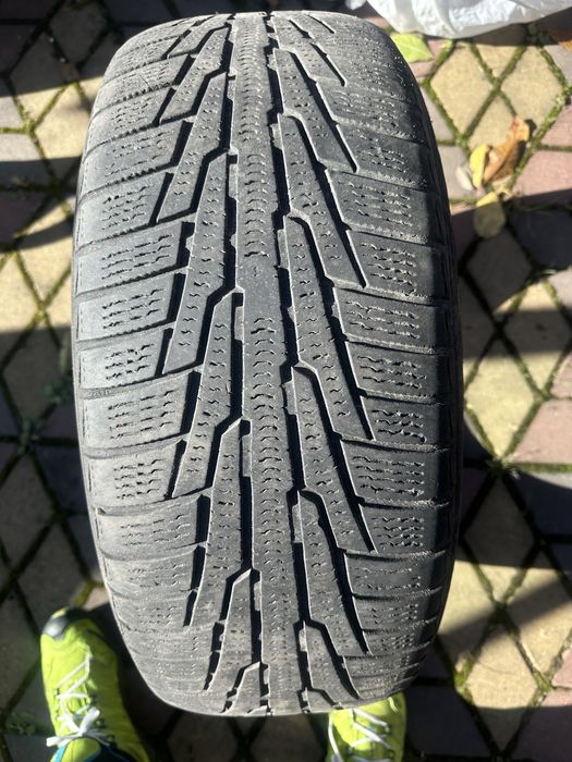 Комплект зимових шин Nokian Nordman RS2 215 55 17