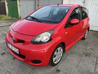 Toyota Aygo benzyna klimatyzacja 4 drzwi hatchback