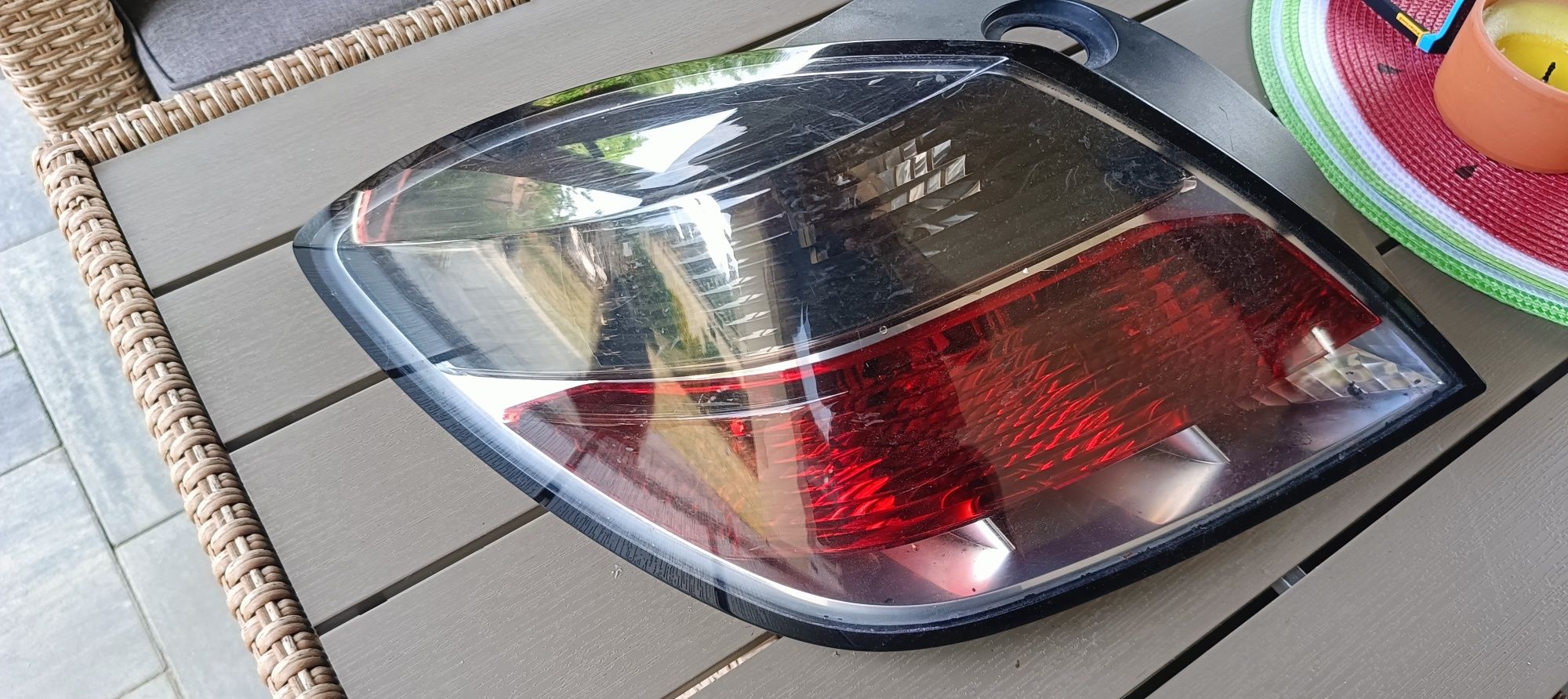 Lampa tył Lewy Opel Astra H GTC
