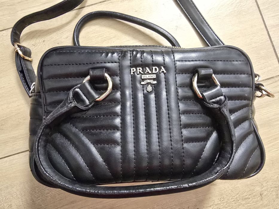 Czarna damska torebka