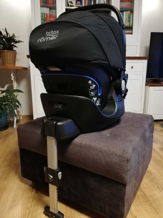 Fotelik samochodowy Britax Romer Baby-Safe 0-13kg + Baza Isofix
