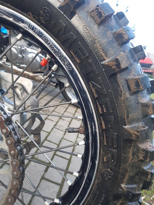 Husqvarna TE300i Ohlins Showa!!!