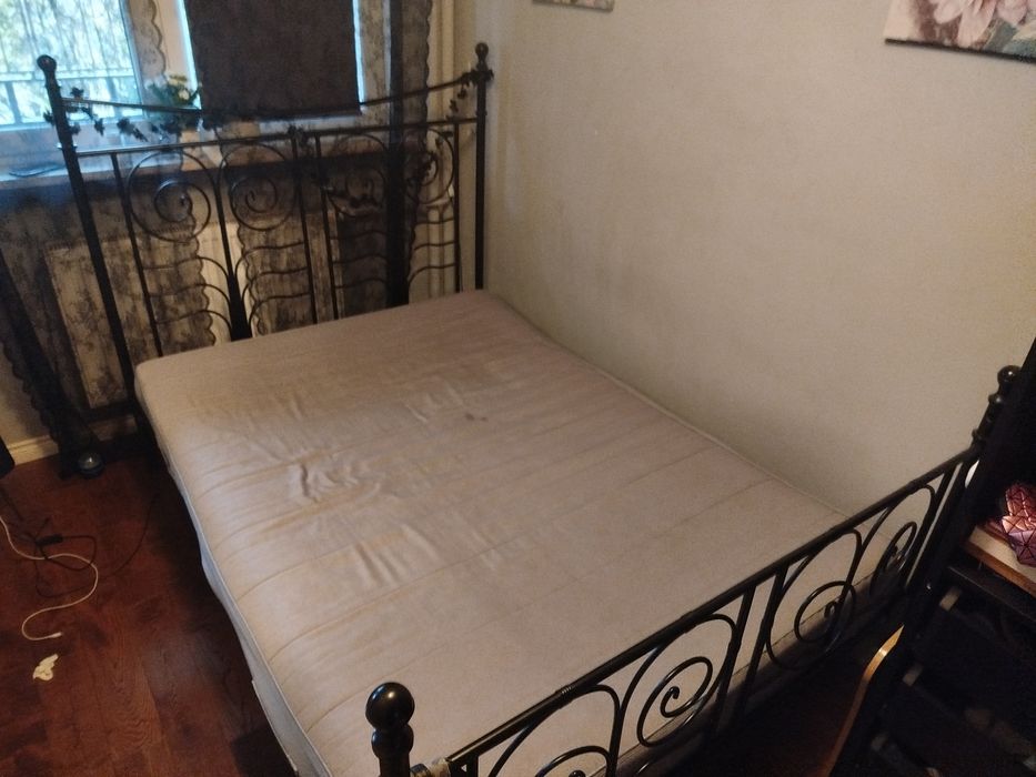 Łóżko do sypialni