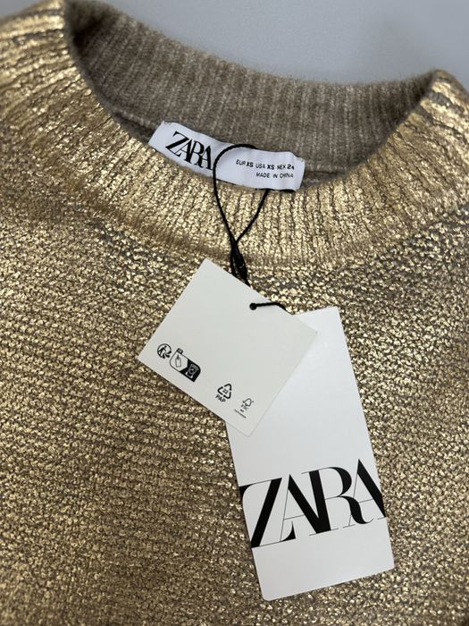 Стильний светр Zara