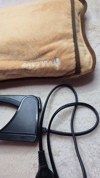 Sprzedam poduszkę elektryczną marki VULCANO – model TMHEP300.
Stan: ba