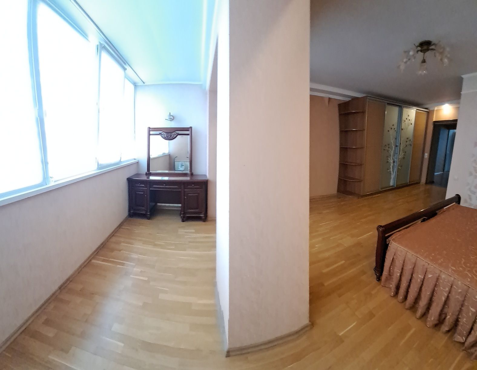 Здам 3 к.кв. вул.Грушевського буд.11 здається вперше р-н Парку