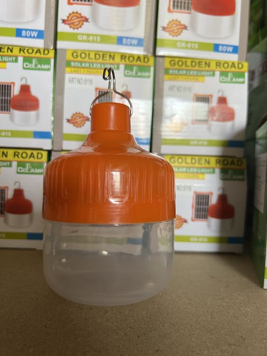 Лампа для кемпінгу із сонячною панеллю