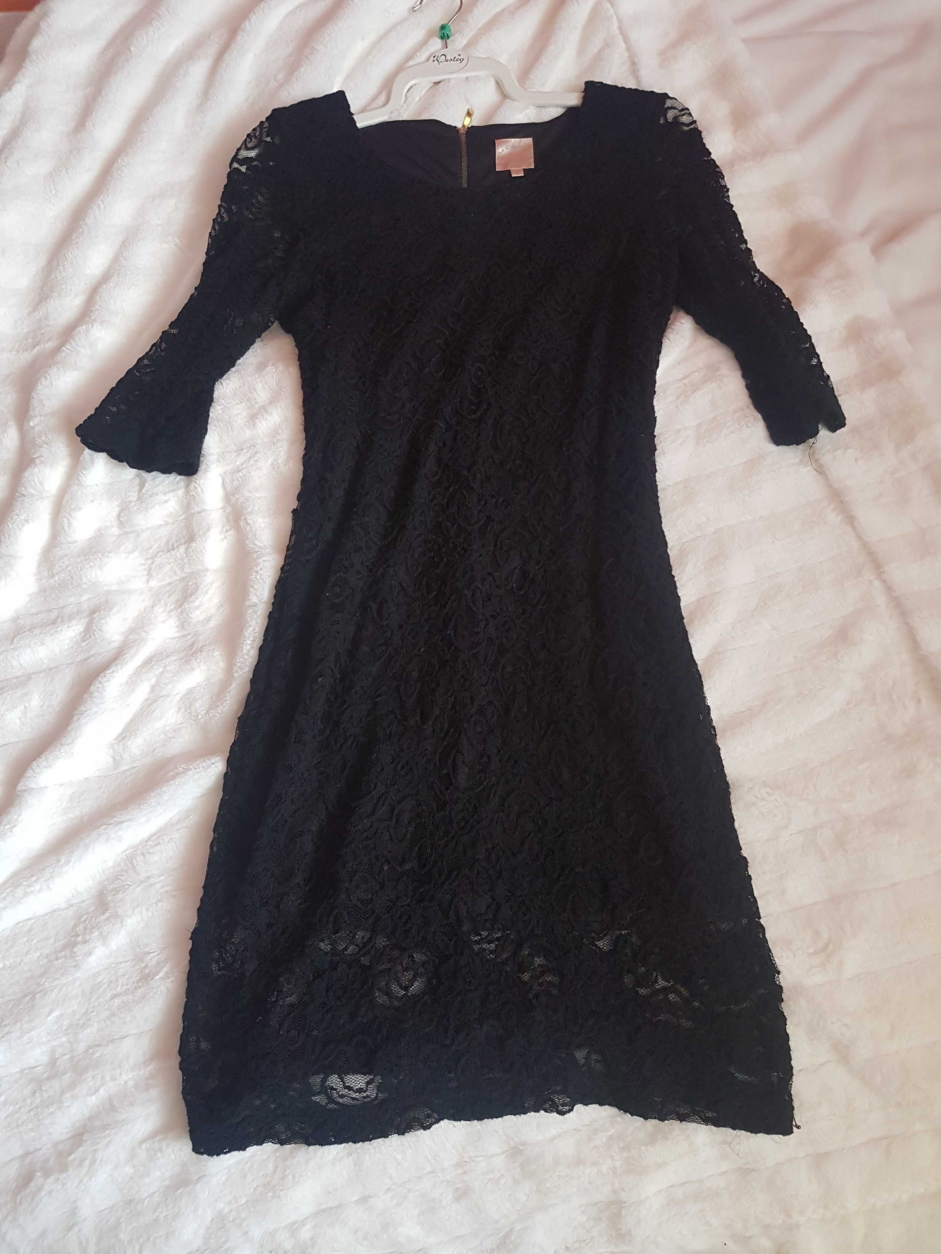 Sukienka czarna elegancka