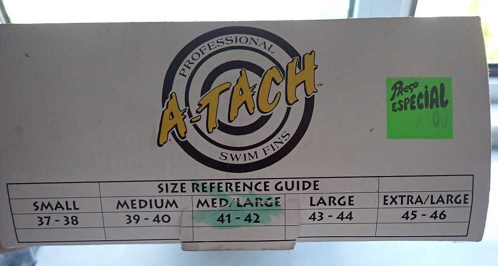 Barbatana Bico Pato A-Tach (como novas)
