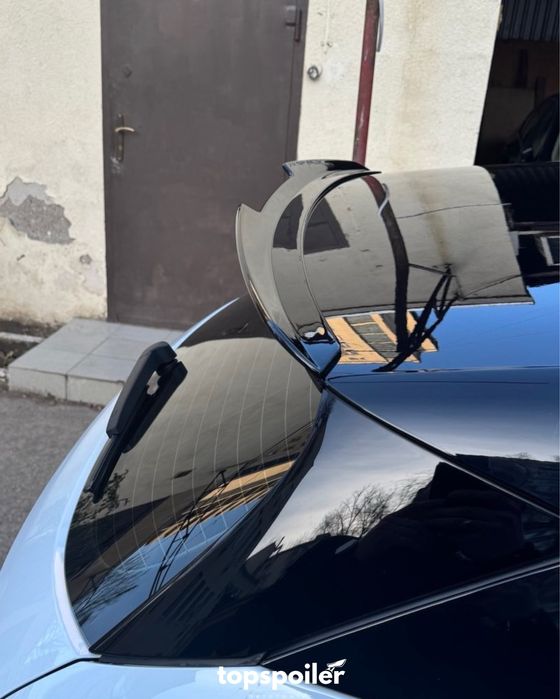 Спойлер багажника накладка лип сабля Volkswagen ID.4 стиль M4 (чорний)