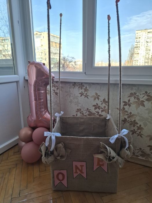 Віддам декор для святкування першого дня народження