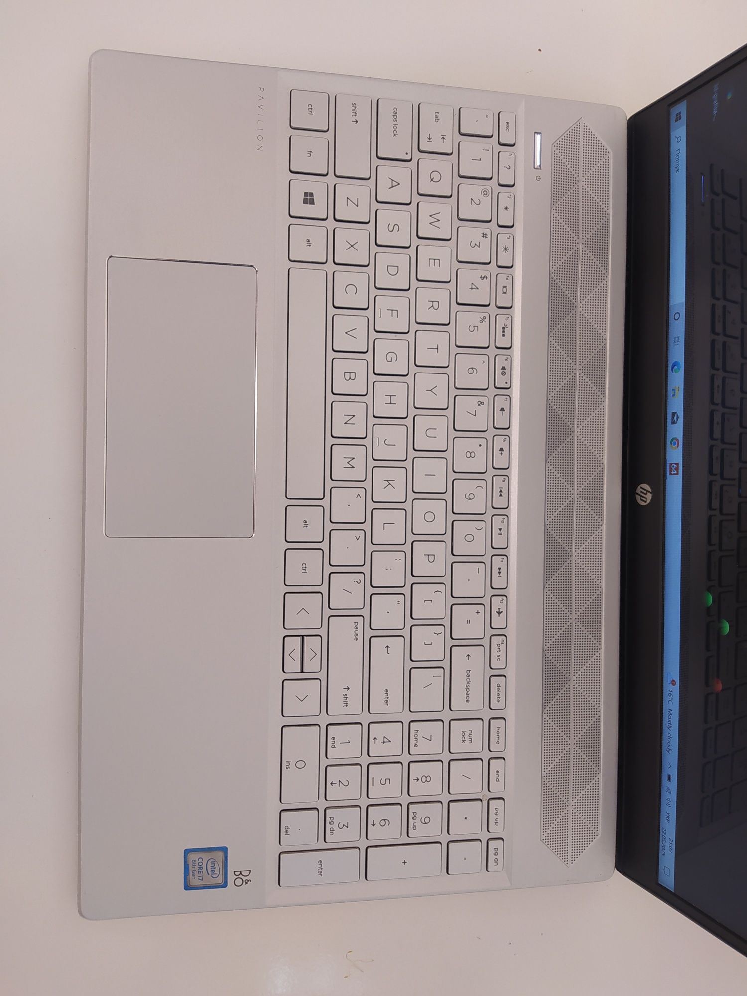 HP Pavilion/15,6"FHD/i7-8550H/16Gb/512Gb