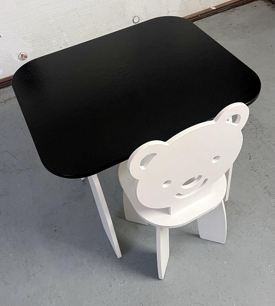 Zestaw mebli dla dzieci: Stolik + krzesełko MIŚ - farba tablicowa