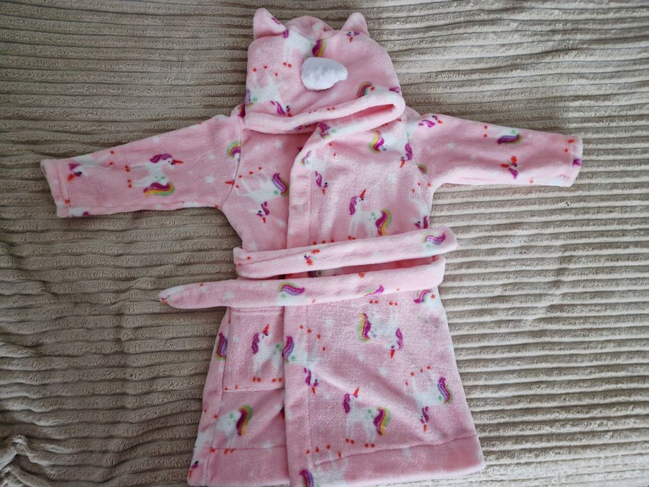 Одяг для дівчинки